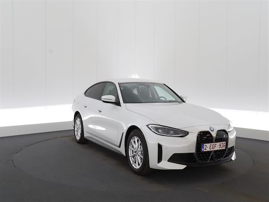 BMW I4 pour location de véhicules d'occasion sur Ayvens Carmarket