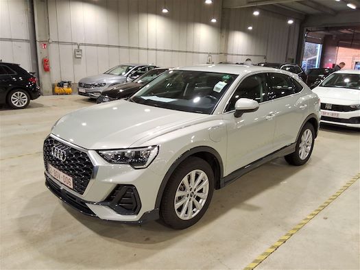 AUDI Q3 pour location de véhicules d'occasion sur Ayvens Carmarket