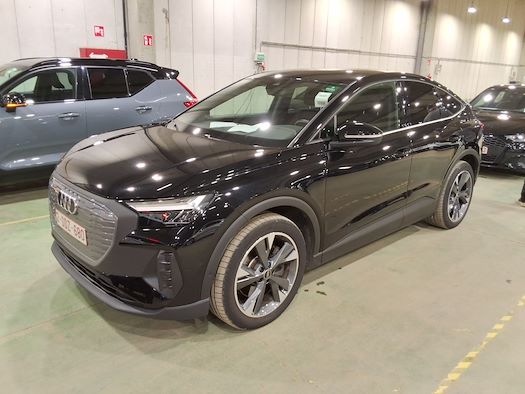 AUDI Q4 voor leasing op Ayvens Carmarket