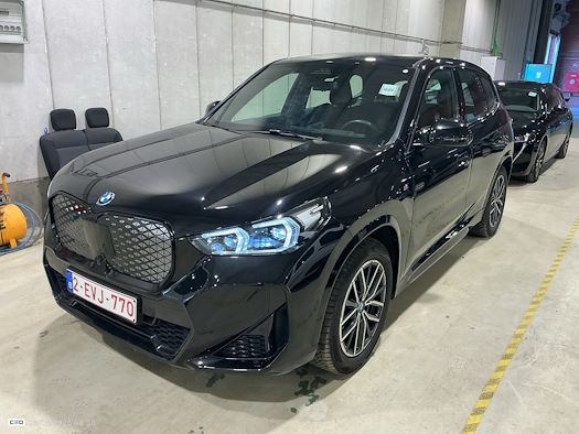 BMW IX voor leasing op Ayvens Carmarket
