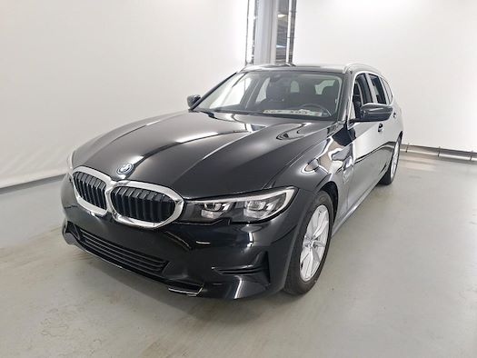 BMW SERIE 3 pour location de véhicules d'occasion sur Ayvens Carmarket