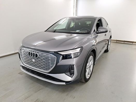 AUDI Q4 pour location de véhicules d'occasion sur Ayvens Carmarket