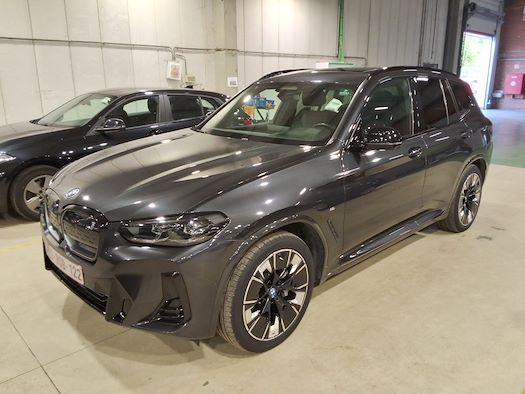 BMW IX3 voor leasing op Ayvens Carmarket