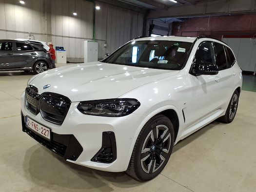 BMW IX3 voor leasing op Ayvens Carmarket