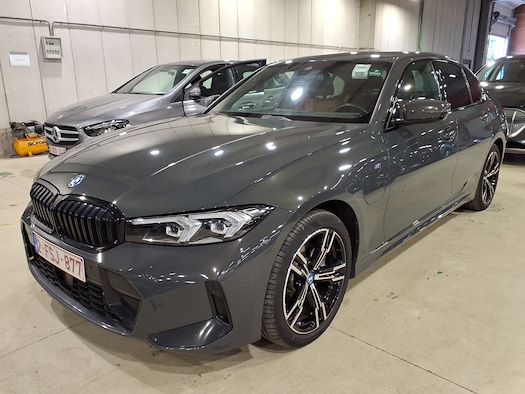 BMW SERIE 3 pour location de véhicules d'occasion sur Ayvens Carmarket