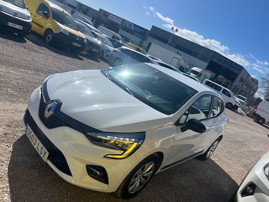 RENAULT CLIO en alquiler y venta en Ayvens