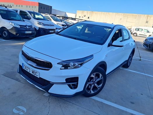 KIA XCEED en alquiler y venta en Ayvens