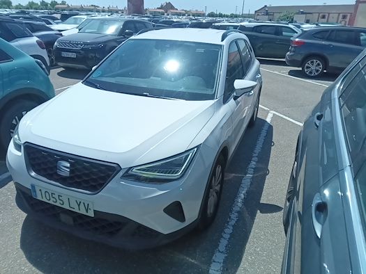SEAT ARONA en alquiler y venta en Ayvens