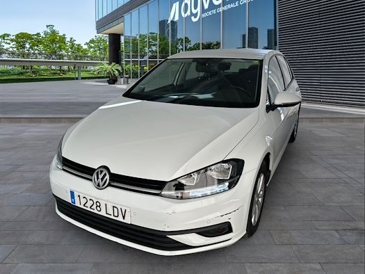 VOLKSWAGEN GOLF en alquiler y venta en Ayvens