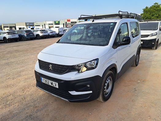 PEUGEOT RIFTER en alquiler y venta en Ayvens