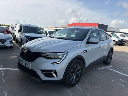 RENAULT ARKANA en alquiler y venta en Ayvens