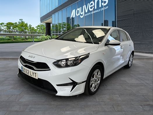 KIA CEED en alquiler y venta en Ayvens