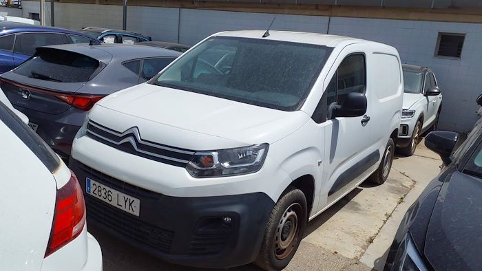 CITROEN BERLINGO en alquiler y venta en Ayvens