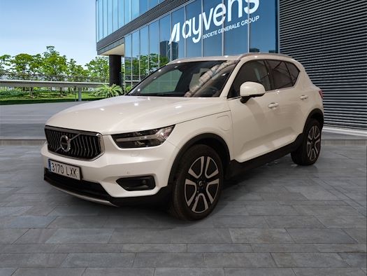 VOLVO XC40 en alquiler y venta en Ayvens
