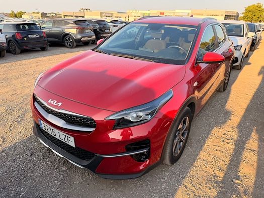 KIA XCEED en alquiler y venta en Ayvens