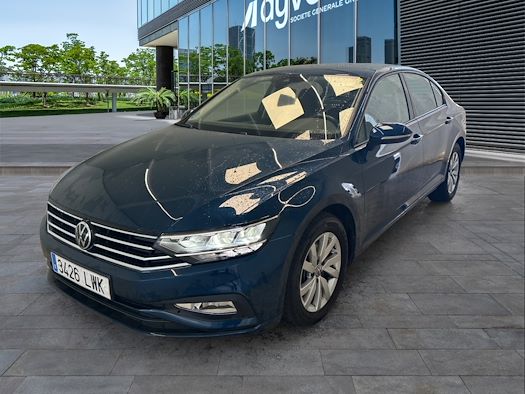 VOLKSWAGEN PASSAT en alquiler y venta en Ayvens