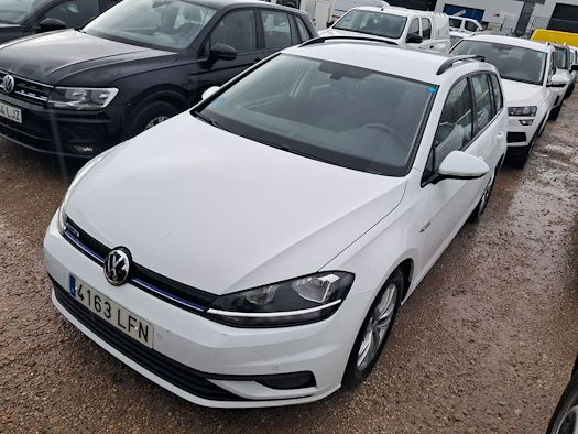VOLKSWAGEN GOLF en alquiler y venta en Ayvens