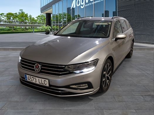 VOLKSWAGEN PASSAT en alquiler y venta en Ayvens