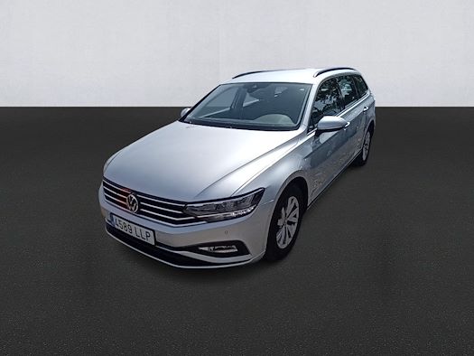 VOLKSWAGEN PASSAT en alquiler y venta en Ayvens