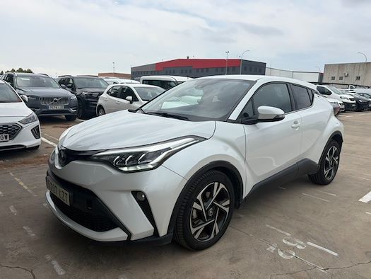 TOYOTA C-HR en alquiler y venta en Ayvens