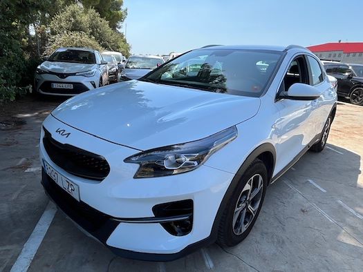 KIA XCEED en alquiler y venta en Ayvens