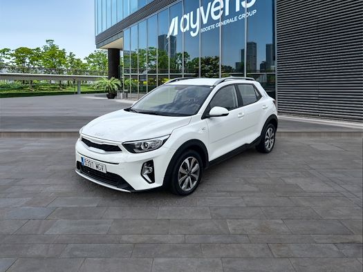 KIA STONIC en alquiler y venta en Ayvens