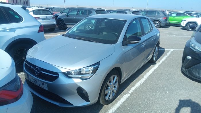 OPEL CORSA en alquiler y venta en Ayvens