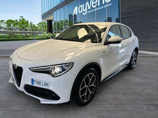ALFA ROMEO STELVIO en alquiler y venta en Ayvens