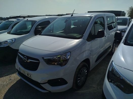 OPEL COMBO en alquiler y venta en Ayvens