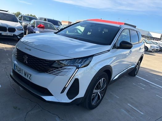 PEUGEOT 5008 en alquiler y venta en Ayvens