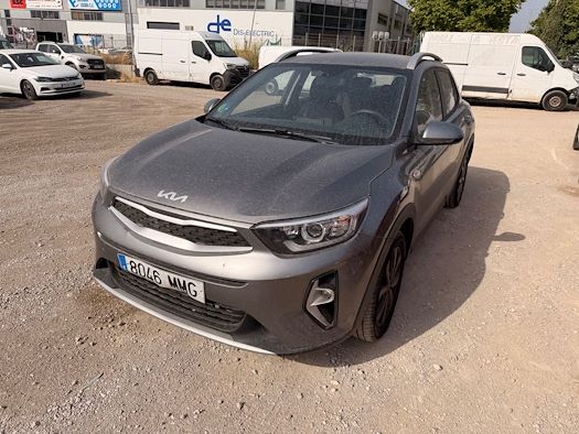 KIA STONIC en alquiler y venta en Ayvens