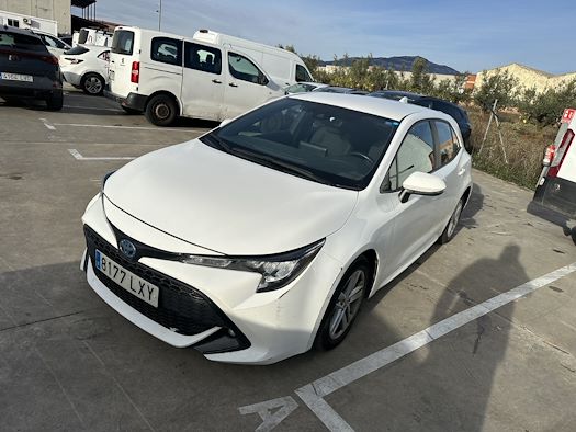 TOYOTA COROLLA en alquiler y venta en Ayvens