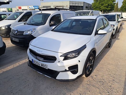 KIA XCEED en alquiler y venta en Ayvens