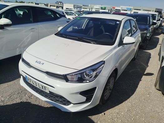 KIA RIO en alquiler y venta en Ayvens