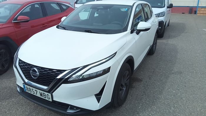 NISSAN QASHQAI en alquiler y venta en Ayvens