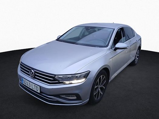VOLKSWAGEN PASSAT en alquiler y venta en Ayvens