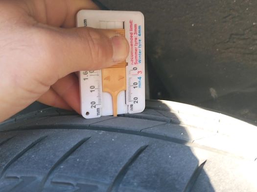 RENAULT CLIO en alquiler y venta en Ayvens