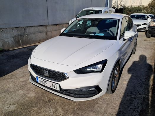 SEAT LEON en alquiler y venta en Ayvens
