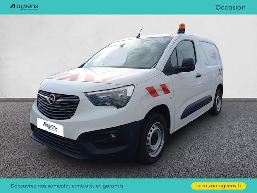 OPEL COMBO pour vente et location de véhicules d'occasion sur Ayvens