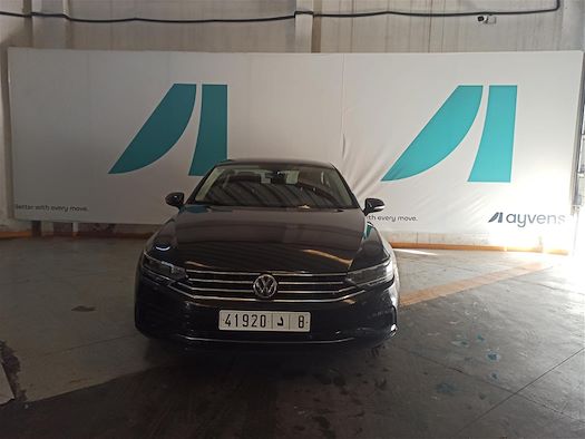 VOLKSWAGEN PASSAT pour vente de véhicules d'occasion sur Ayvens