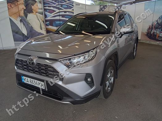 TOYOTA RAV4 продається на Ayvens