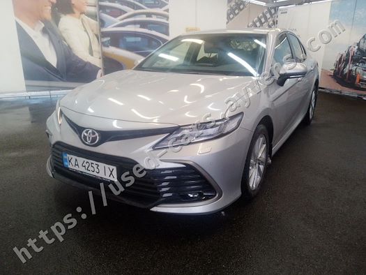 TOYOTA CAMRY продається на Ayvens
