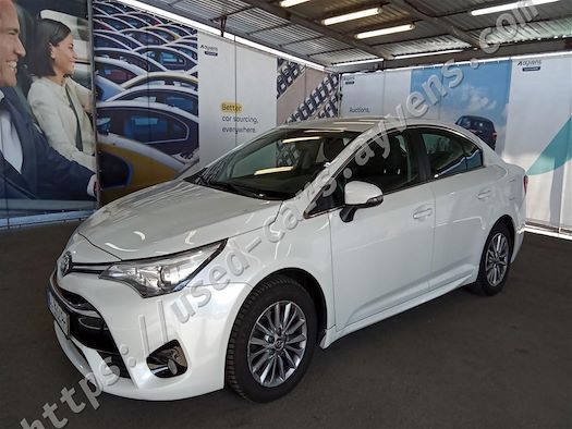 TOYOTA AVENSIS продається на Ayvens