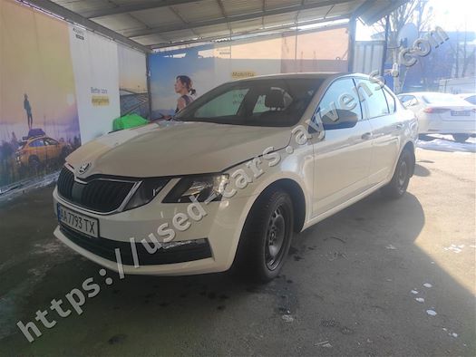 SKODA OCTAVIA продається на Ayvens