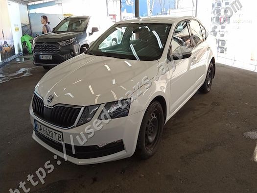 SKODA OCTAVIA продається на Ayvens