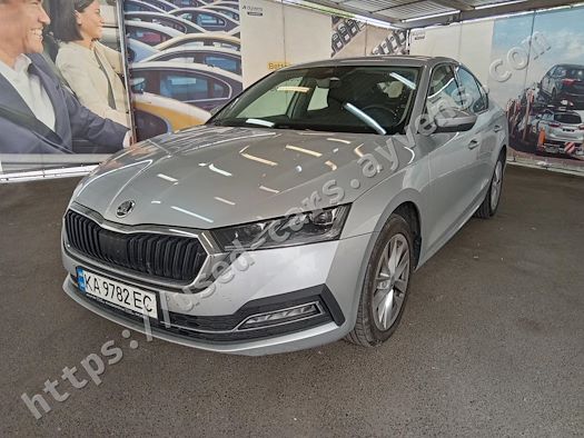 SKODA OCTAVIA продається на Ayvens