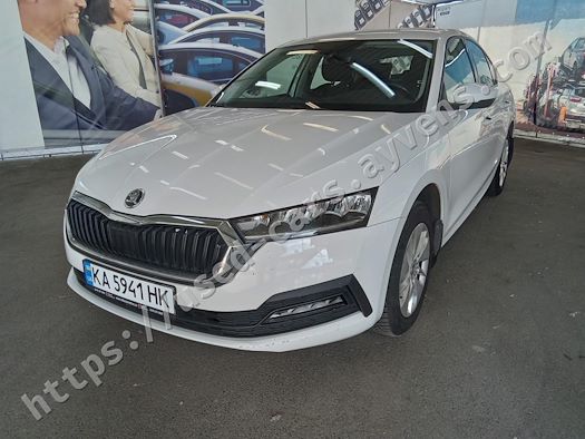 SKODA OCTAVIA продається на Ayvens