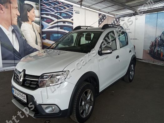 RENAULT SANDERO продається на Ayvens