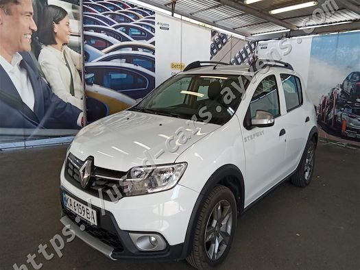 RENAULT SANDERO продається на Ayvens