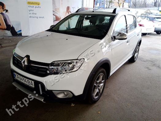 RENAULT SANDERO продається на Ayvens